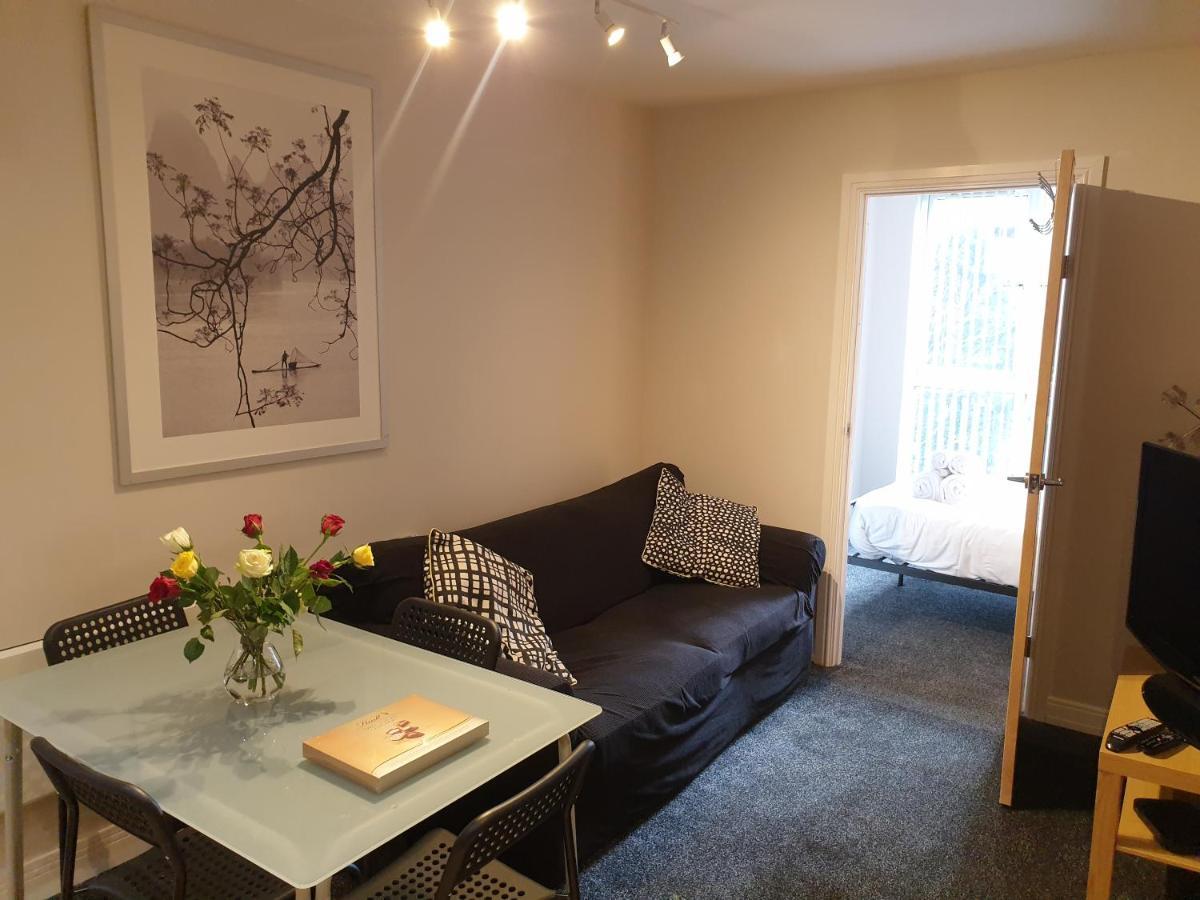Birmingham Emerald, 2 Bedroom Apartment Ngoại thất bức ảnh