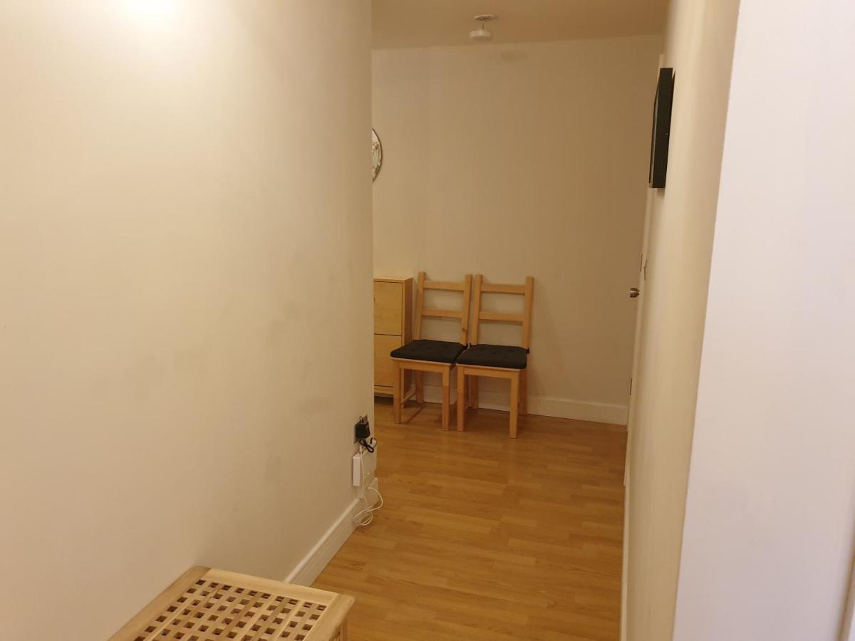 Birmingham Emerald, 2 Bedroom Apartment Ngoại thất bức ảnh